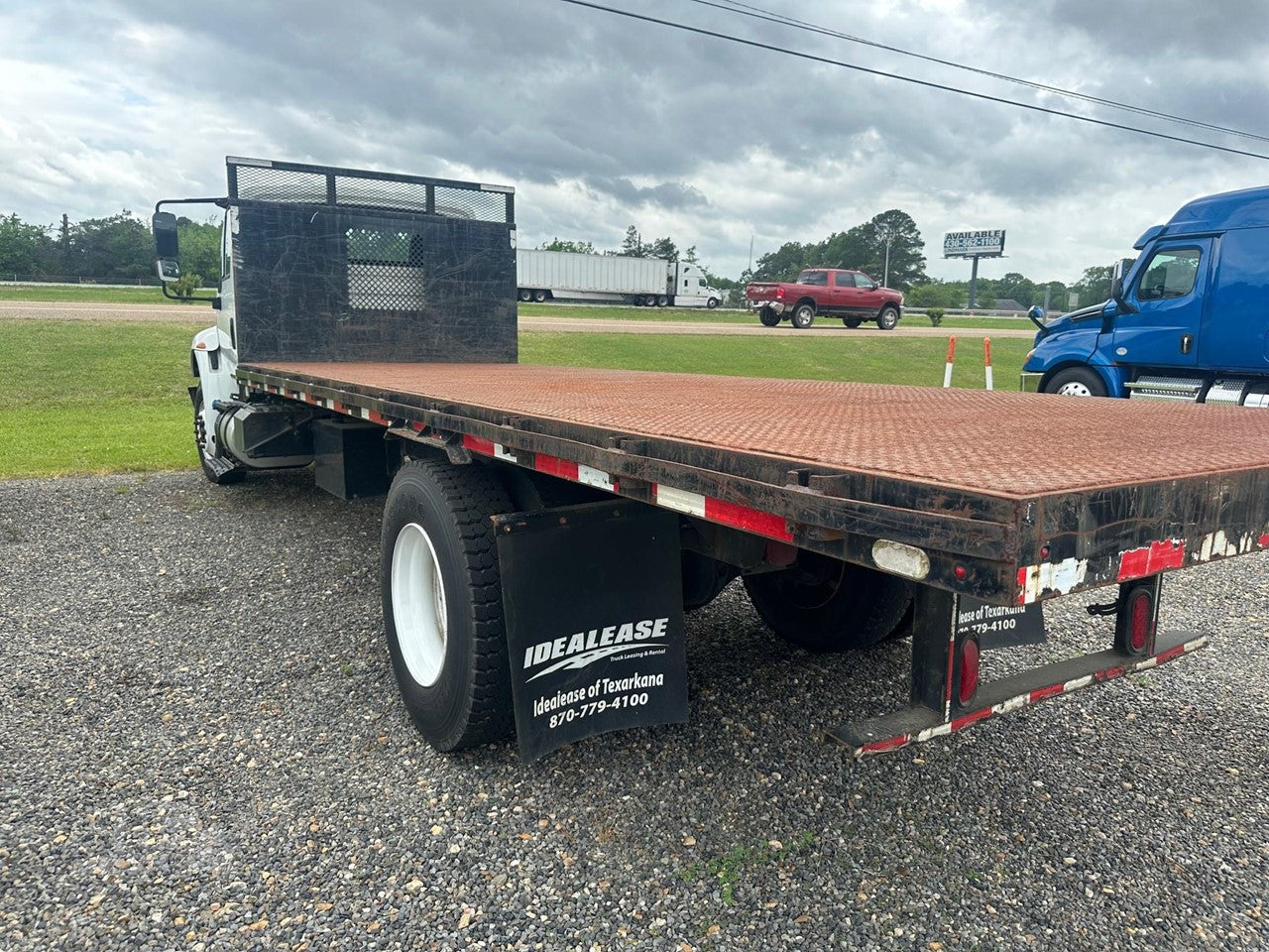 2017 INTERNATIONAL DURASTAR 4300