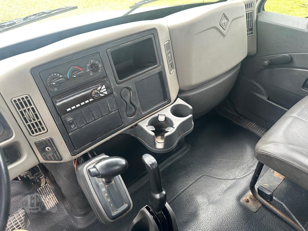 2017 INTERNATIONAL DURASTAR 4300