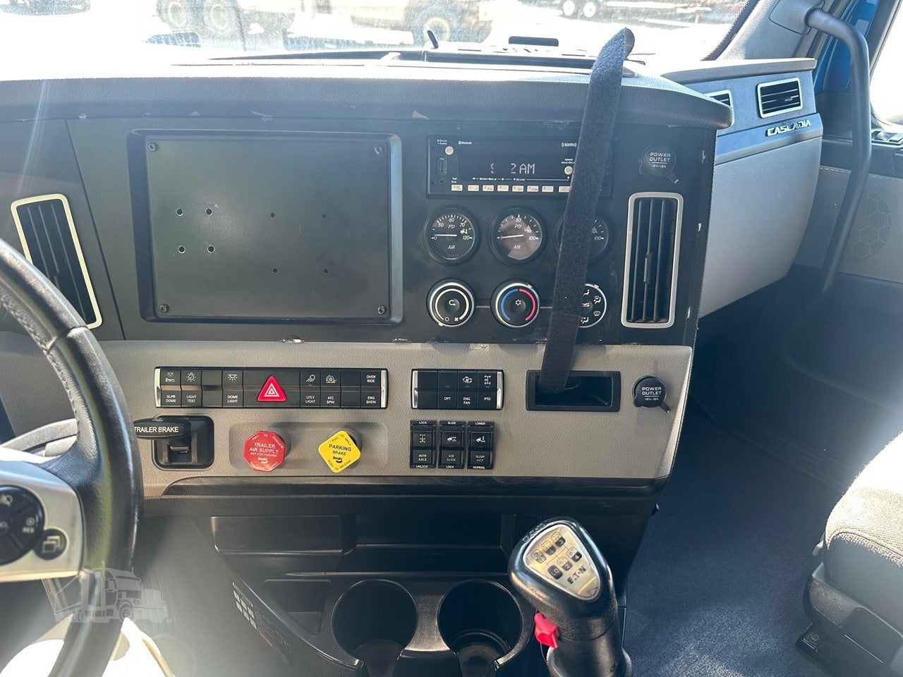 2023 FREIGHTLINER CASCADIA 126