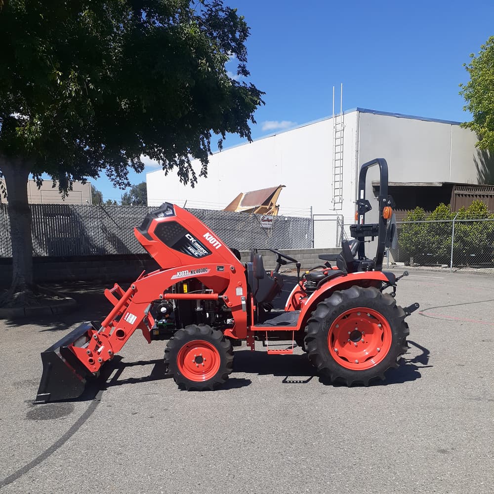 Kioti CK3520HST Tractor
