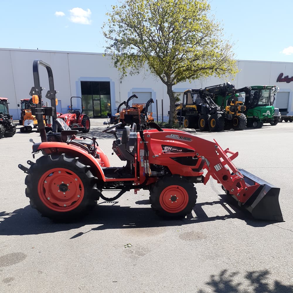 Kioti CK3520 HST Tractor