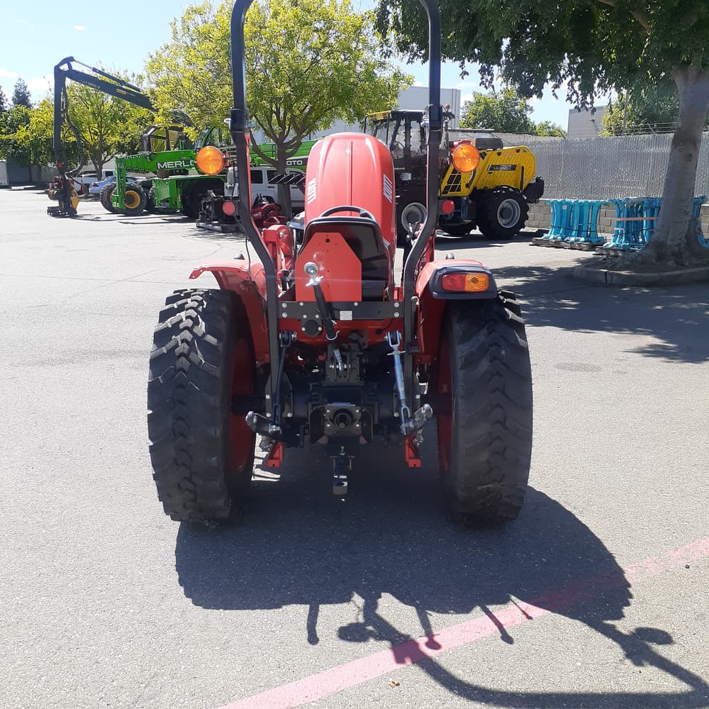 Kioti DK4720 HST Tractor