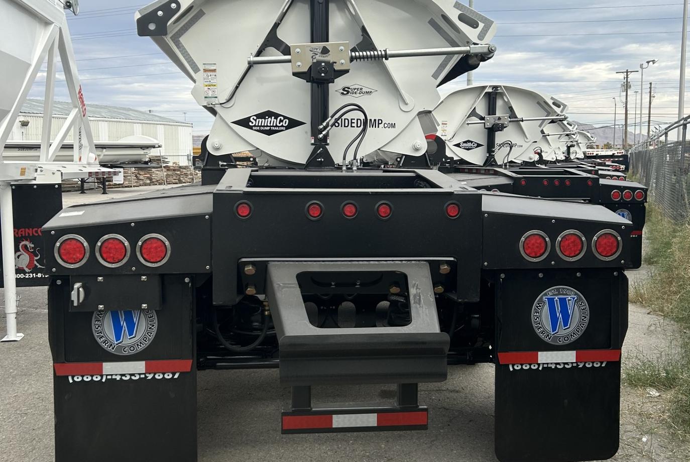 SMITHCO SX5 SIDE DUMP TRAILER