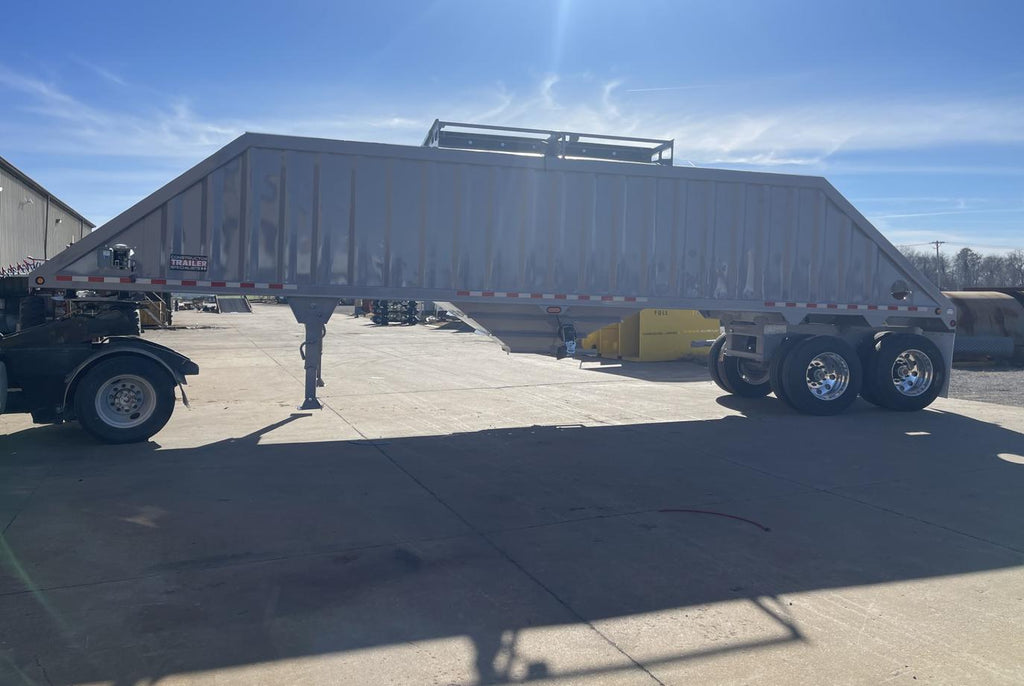 CONSTRUCTION TRAILER SPECIALISTS SAND HOPPER TRAILER