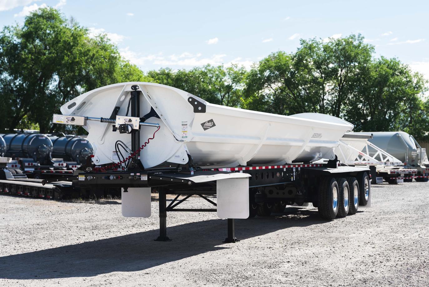 SMITHCO SX4 SIDE DUMP TRAILER - COMPETITOR