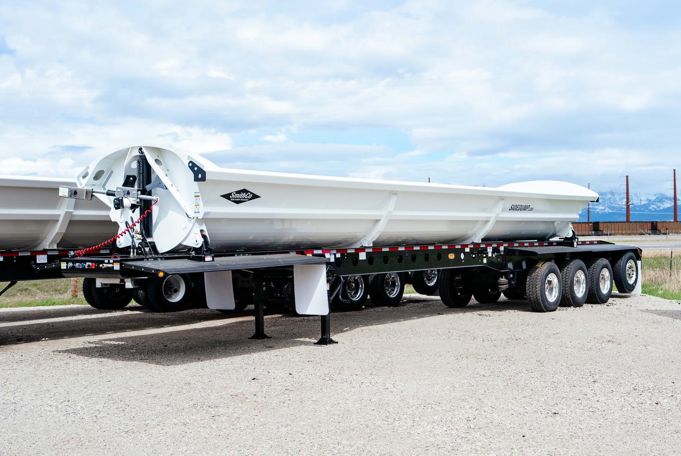 NEW SMITHCO SX4 SIDE DUMP TRAILER