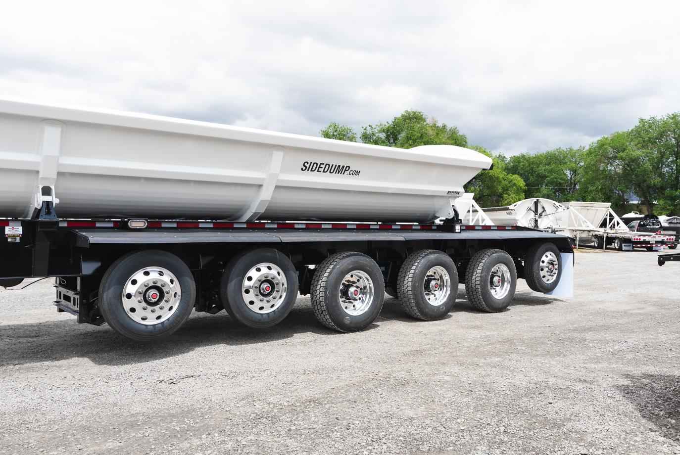 SMITHCO 6 AXLE SIDE DUMP TRAILER