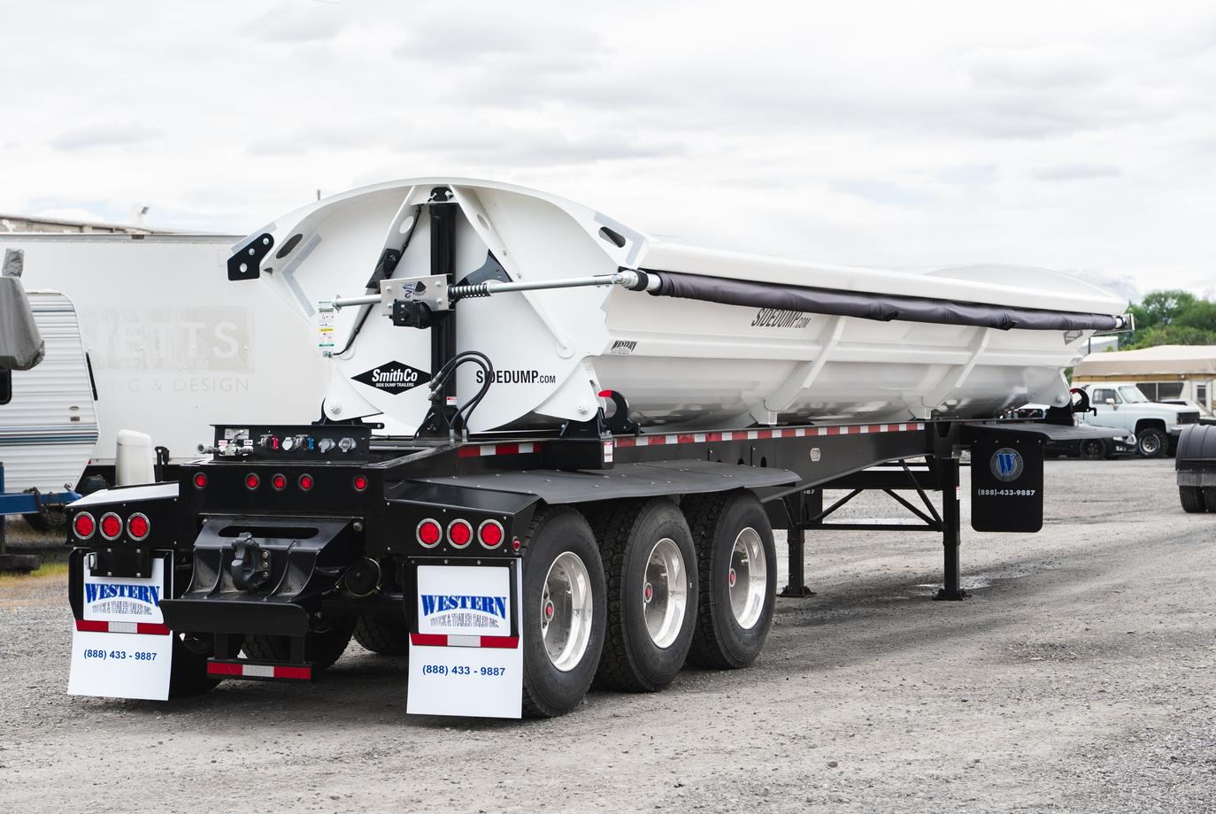 SMITHCO 3 AXLE SIDE DUMP TRAILER