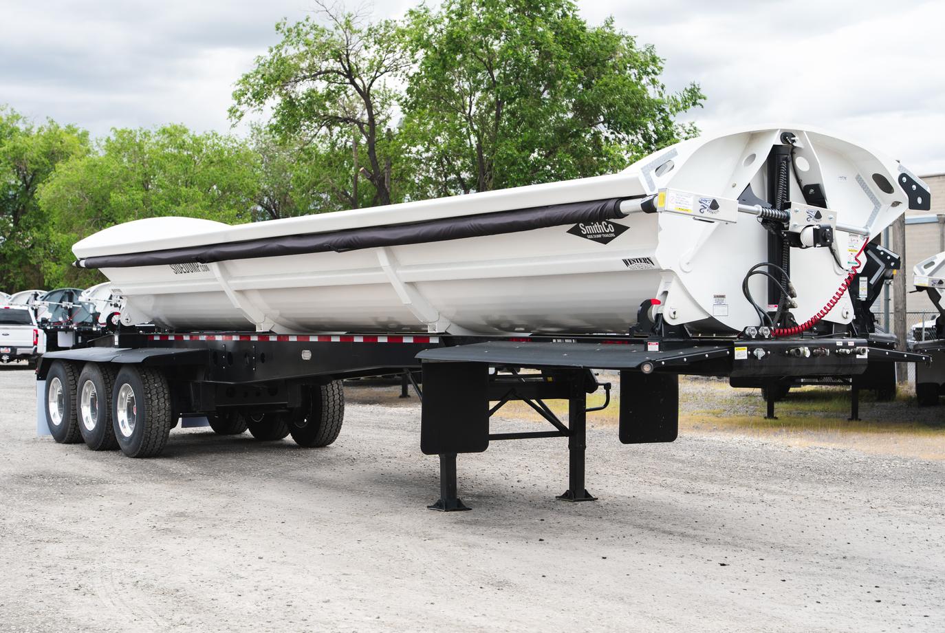 SMITHCO 3 AXLE SIDE DUMP TRAILER