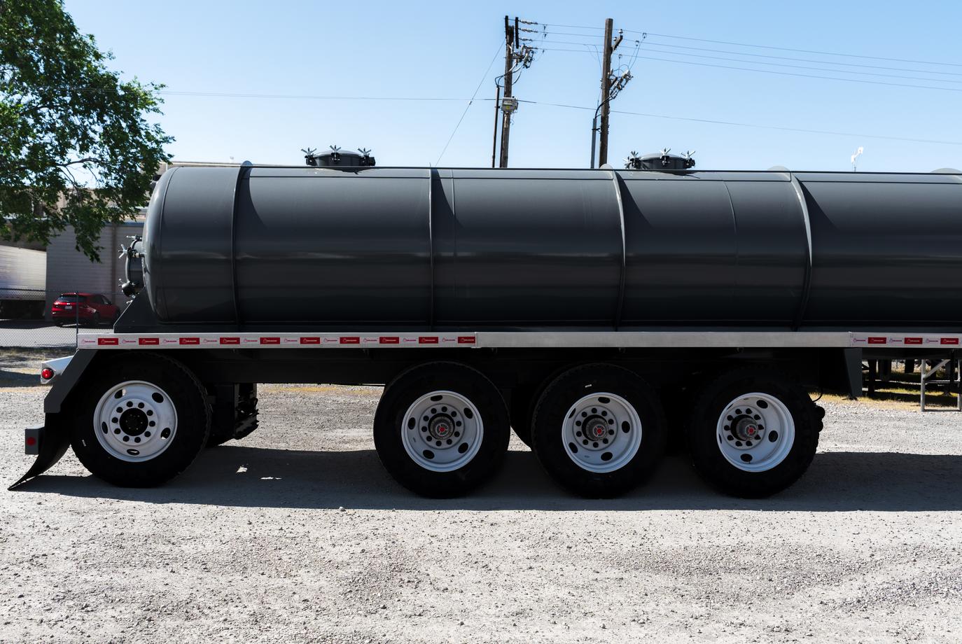 185 BBL 4 AXLE STEEL NON CODE VACUUM TRAILER