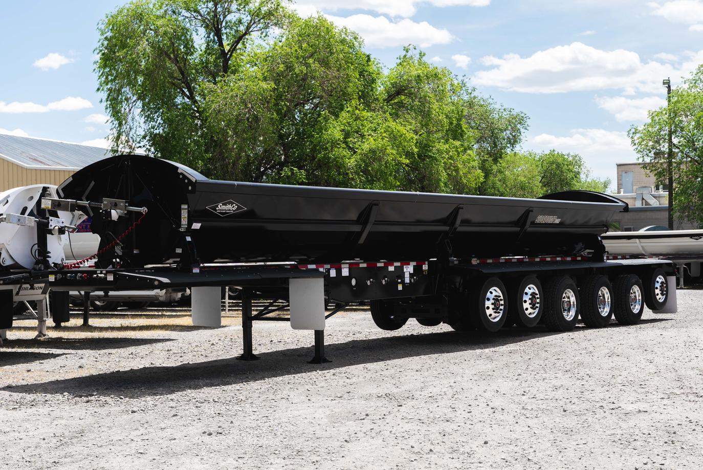 NEW SMITHCO SX6 ULTRA SIDE DUMP TRAILER