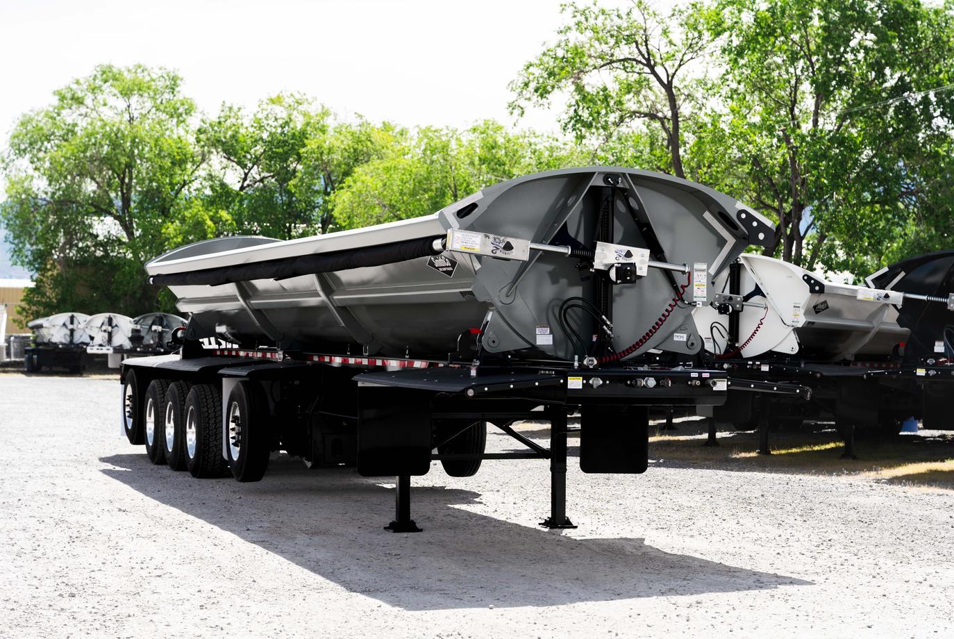 SMITHCO 5 AXLE SIDE DUMP TRAILER