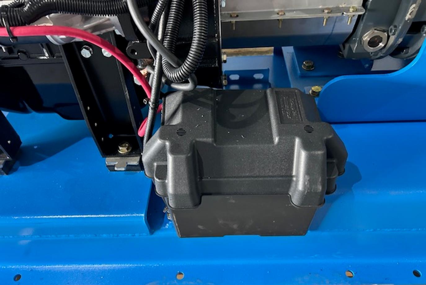 2024 HOWSBY DIESEL BLOWER, 12L
