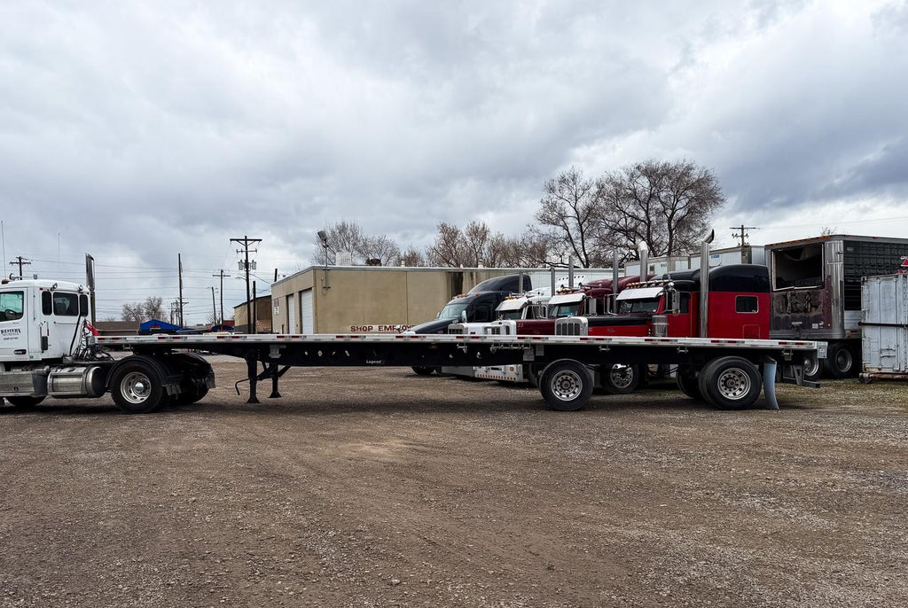 2024 Manac 10248C000L Flatbed Trailer