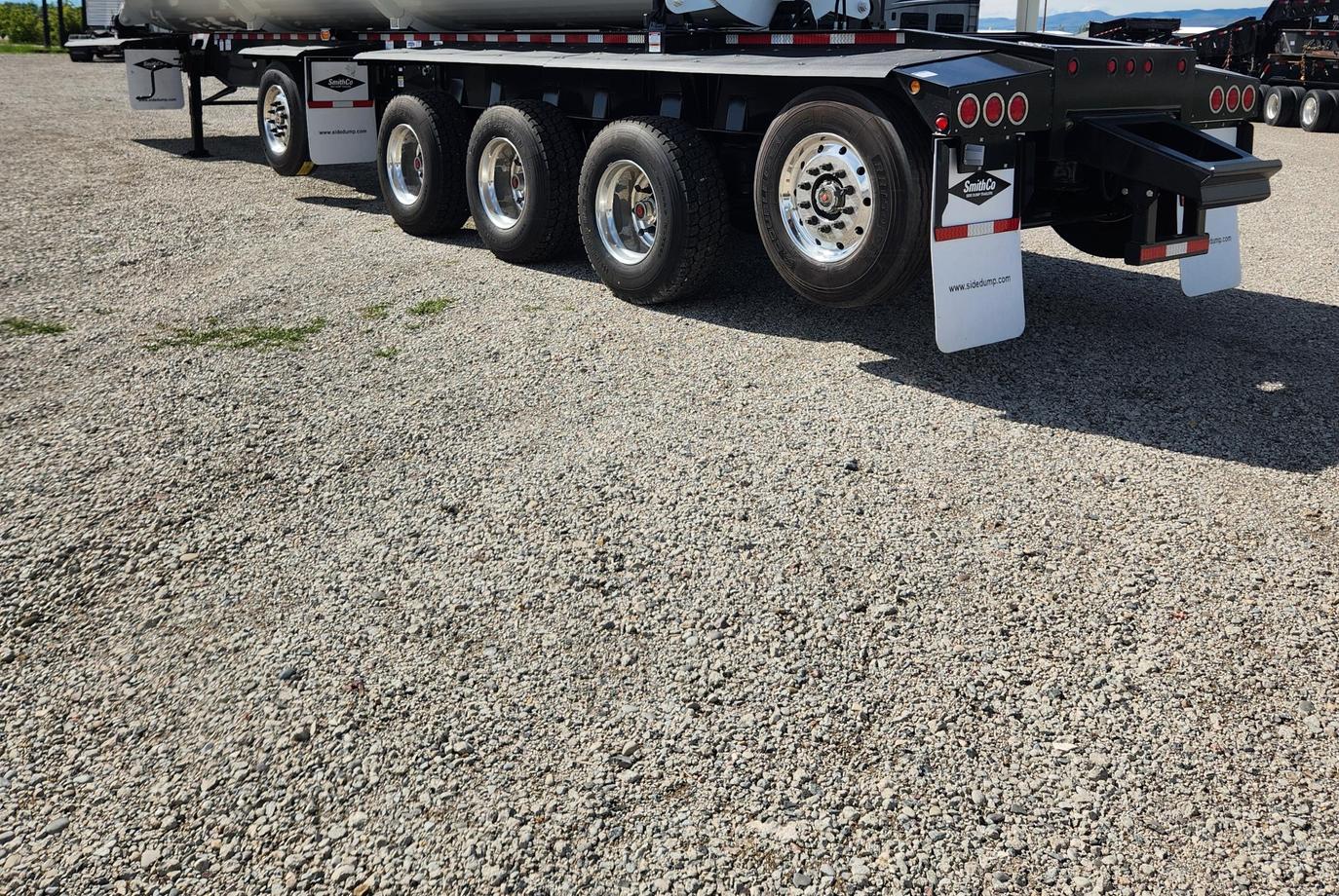 SMITHCO 5 AXLE SIDE DUMP TRAILER